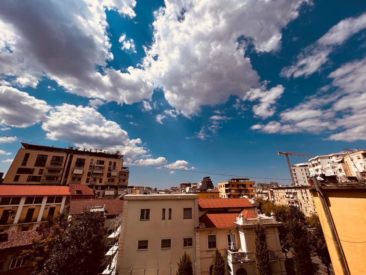 City Center Two Private Bedrooms Near Scanderbeg Square On Shared Apartment Tiranë Luaran gambar